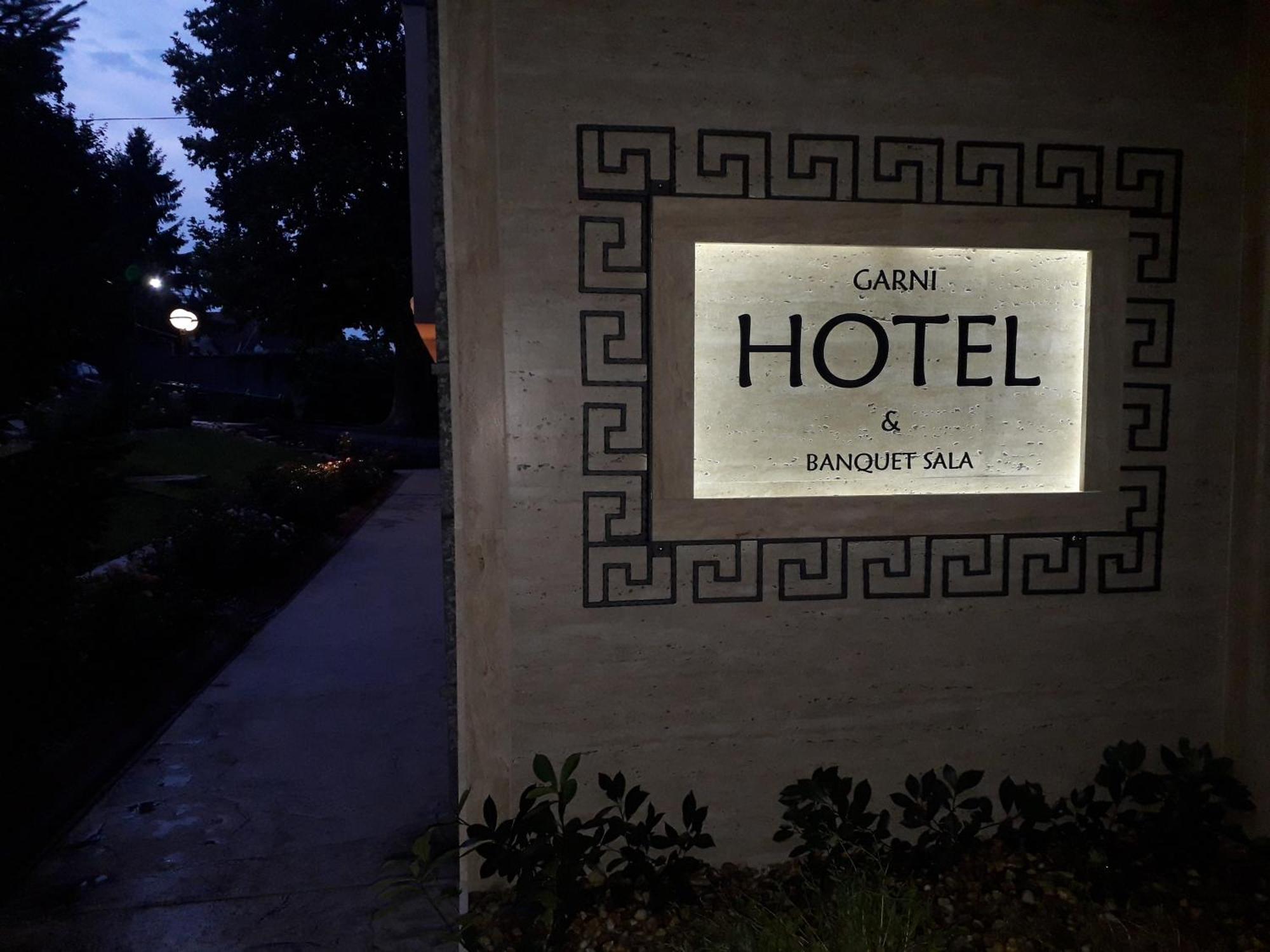 Hotel Marina Oasa Grocka Bagian luar foto