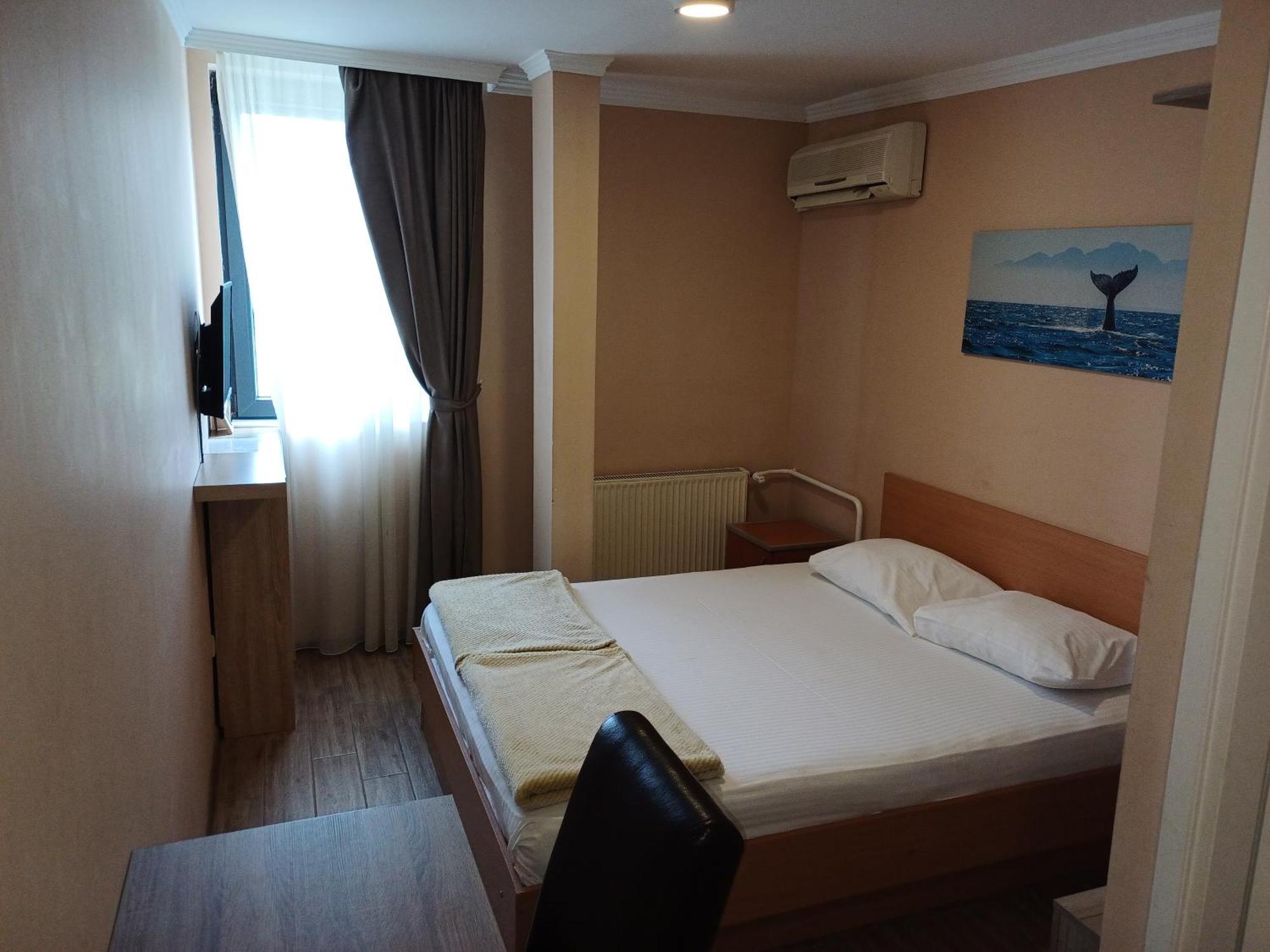 Hotel Marina Oasa Grocka Bagian luar foto
