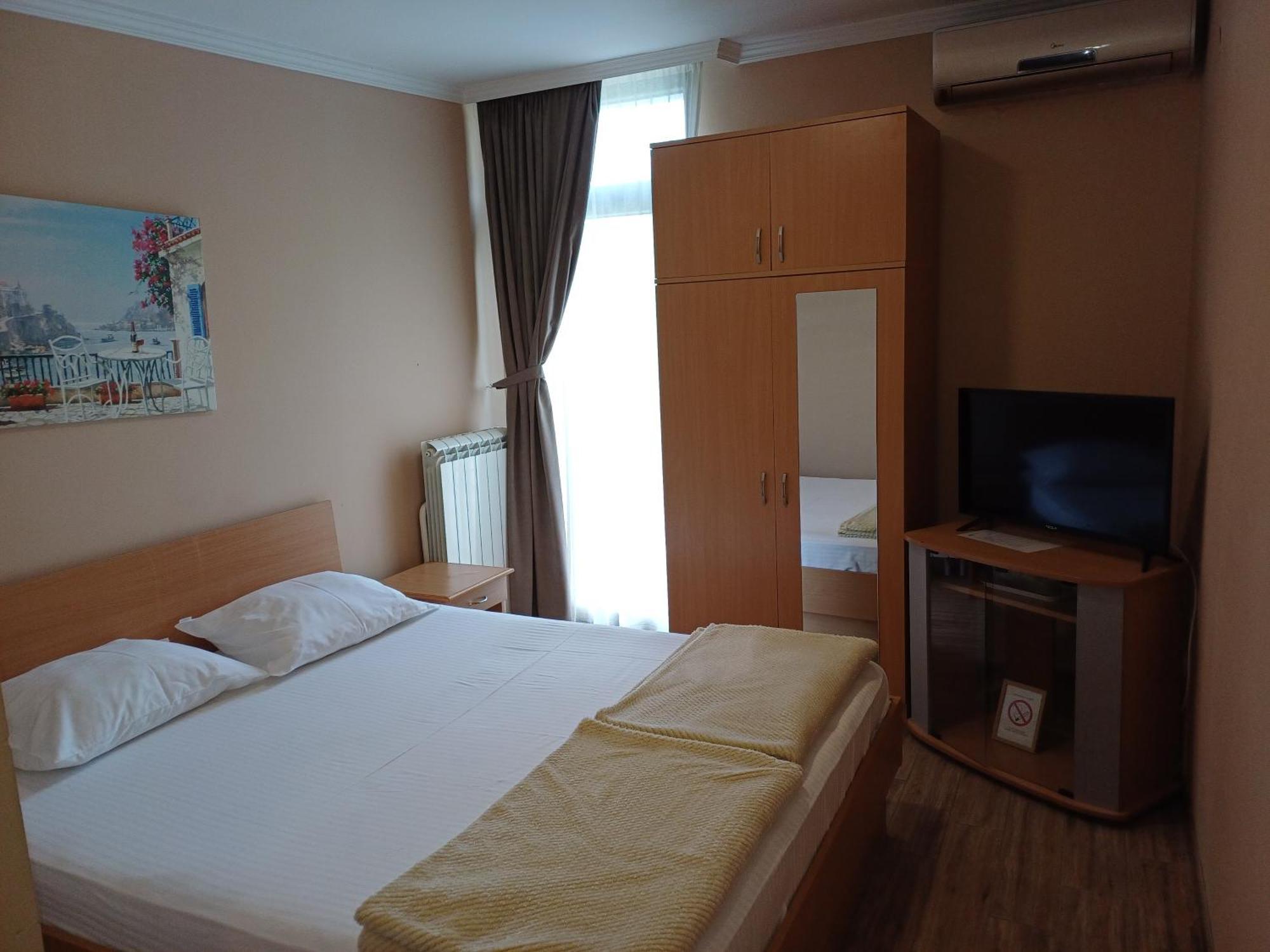 Hotel Marina Oasa Grocka Bagian luar foto
